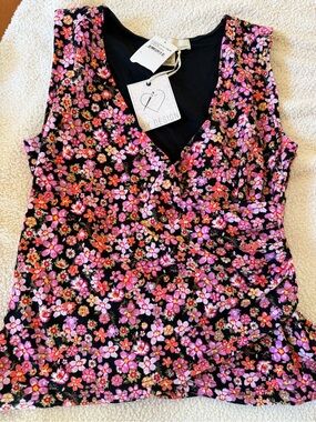 By Design Nordstrom Women's Black Floral V-Neck Tank Top - Pink & Red Large New!